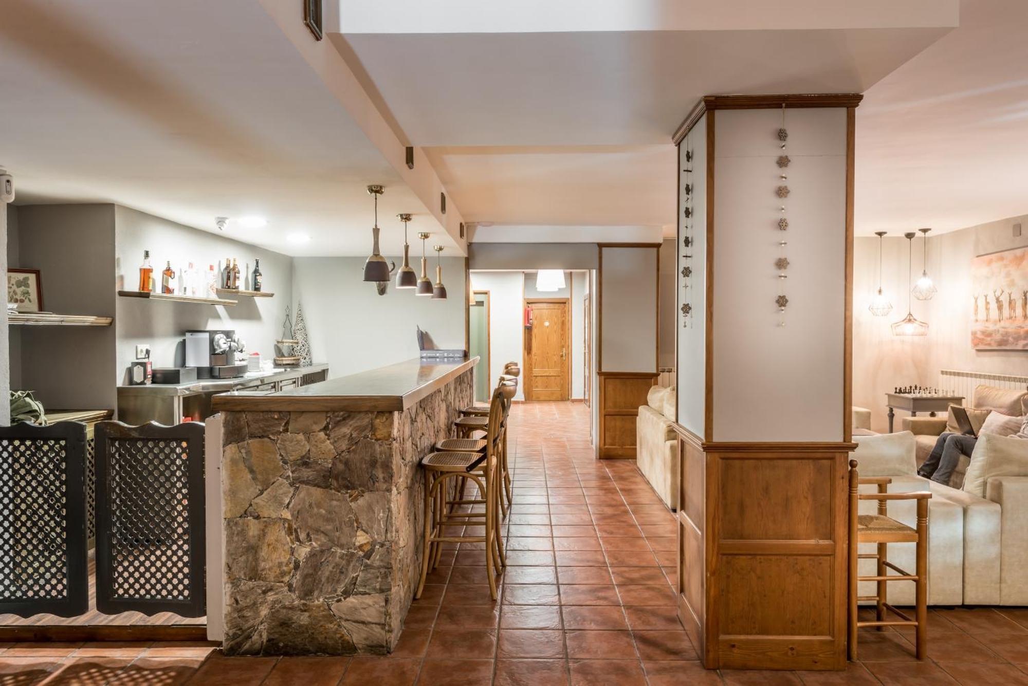 Hotel Snoe Beret Веля Екстериор снимка