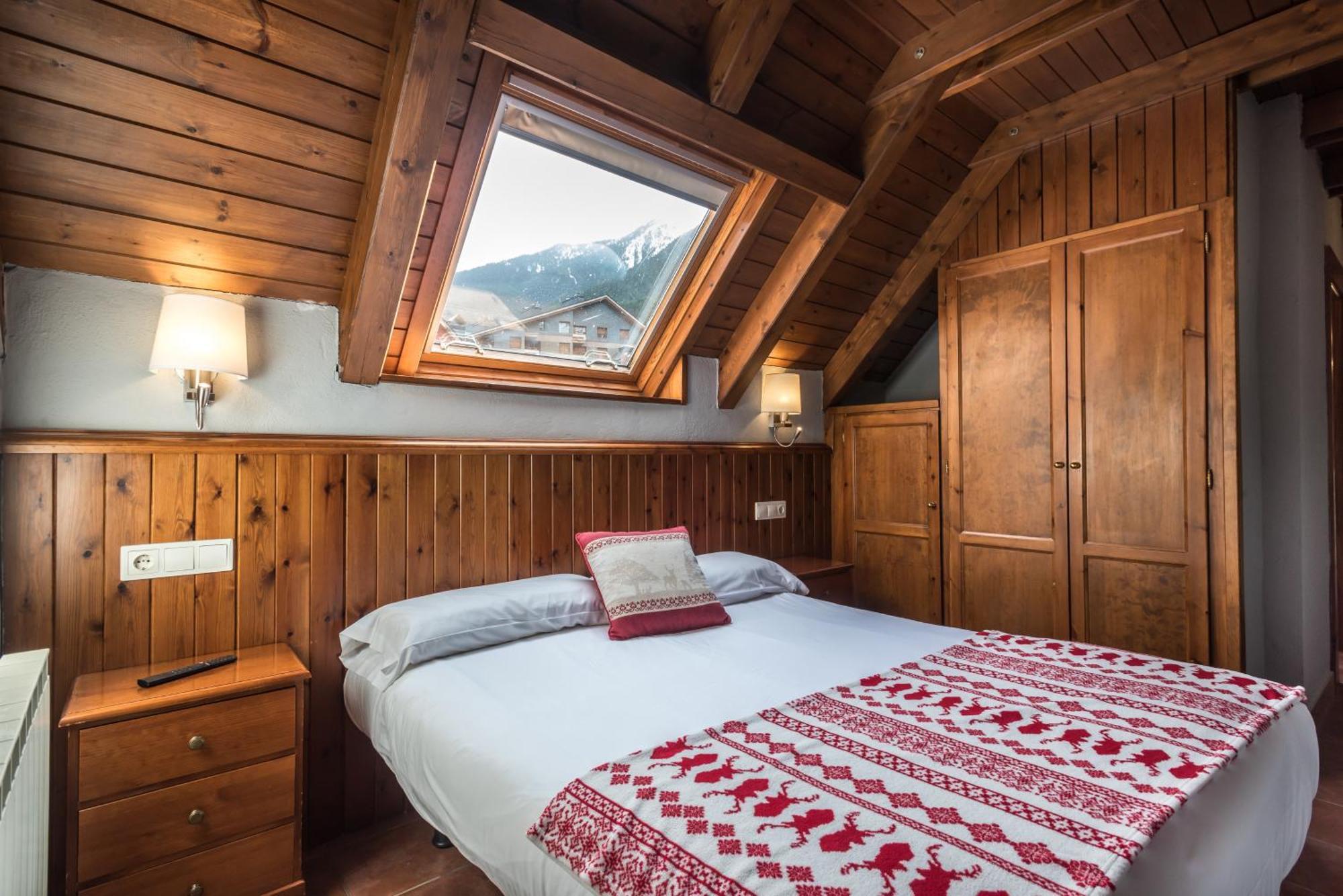 Hotel Snoe Beret Веля Екстериор снимка