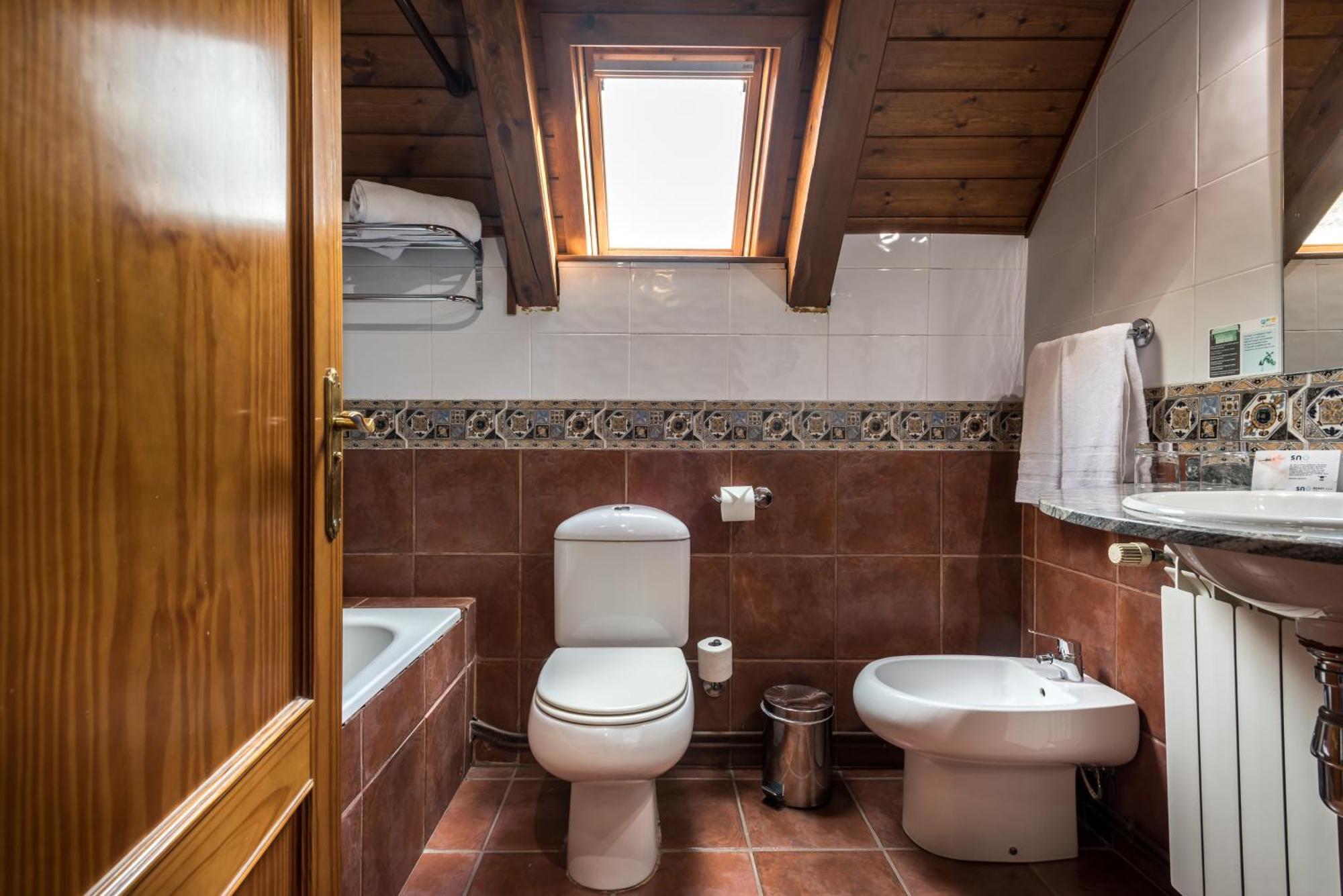 Hotel Snoe Beret Веля Екстериор снимка