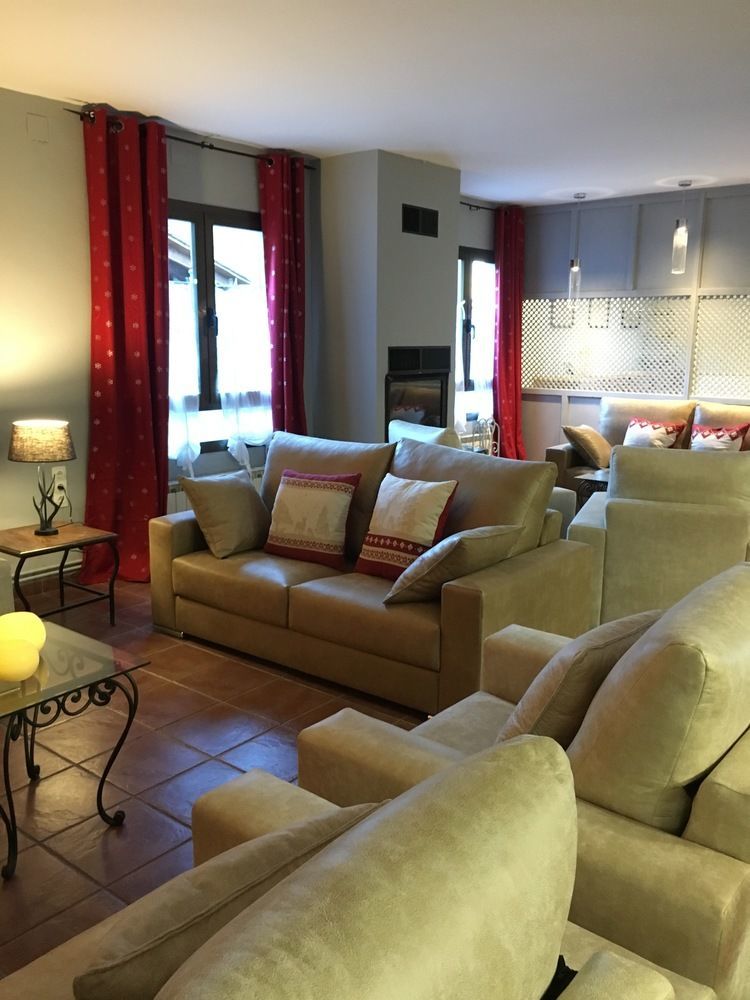 Hotel Snoe Beret Веля Екстериор снимка