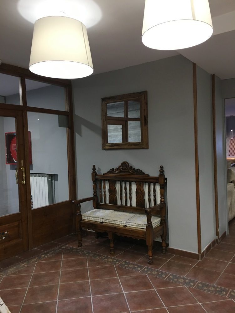 Hotel Snoe Beret Веля Екстериор снимка
